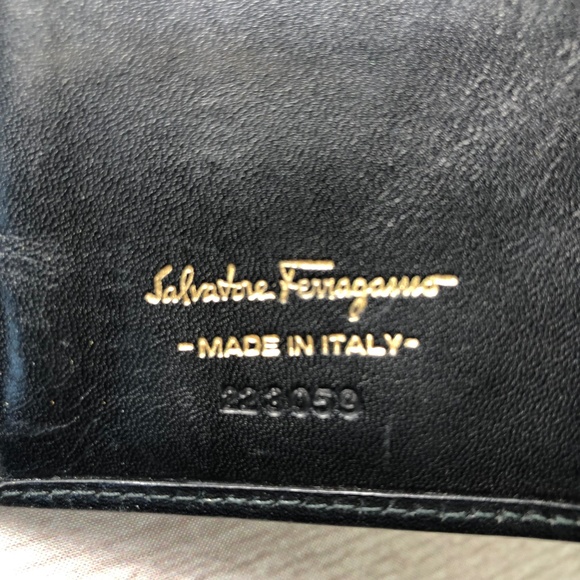 Salvatore Ferragamo Black Continental wallet - Picture 4 of 6
